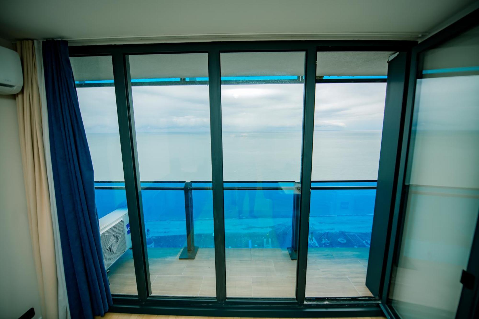 Sea View Apartments In Orbi City Batum Dış mekan fotoğraf